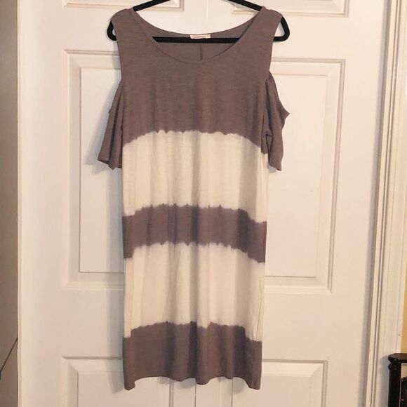 Cold Shoulder Size M Aline Stripe Dress - Picture 1 of 4